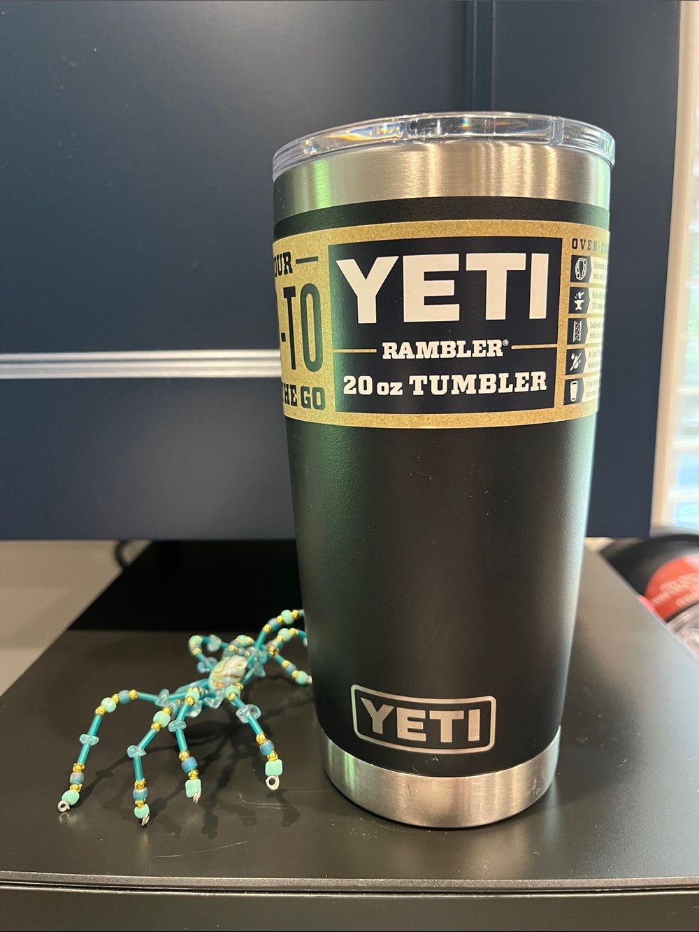 🖤NWT Black Yeti Rambler 20 oz Tumbler - Black and Silver Y1234